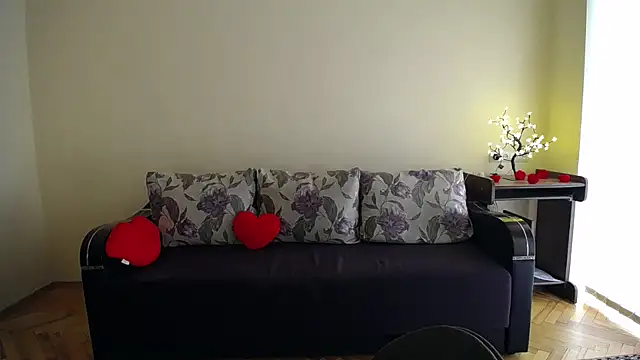 Pretty shy online show from April 2026 08:28:01 AM