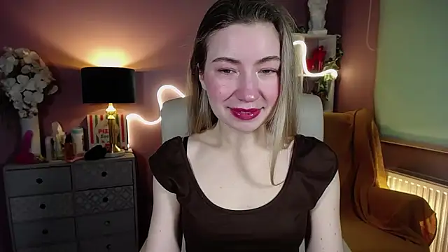 Mia Tasty online show from February 2025 07:48:01 AM