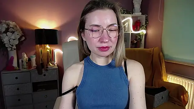 Mia Tasty online show from February 2025 02:21:01 PM