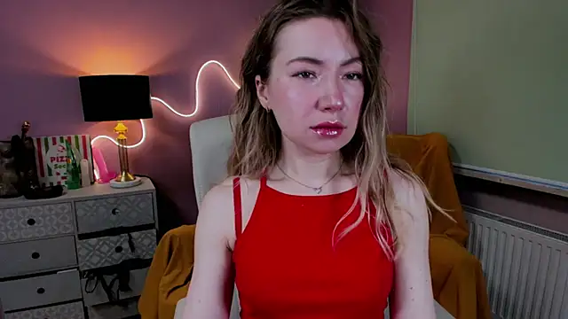 Mia Tasty online show from December 2025 07:38:01 AM