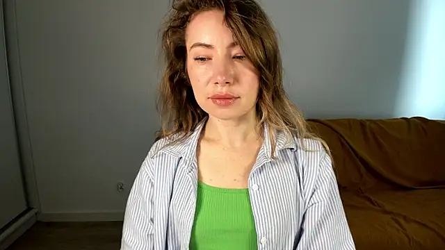 Mia Tasty online show from April 2026 06:27:01 AM