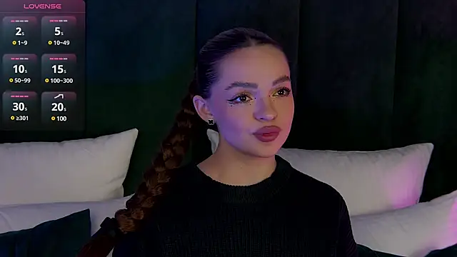 AnaWest online show from February 2025 09:22:02 AM