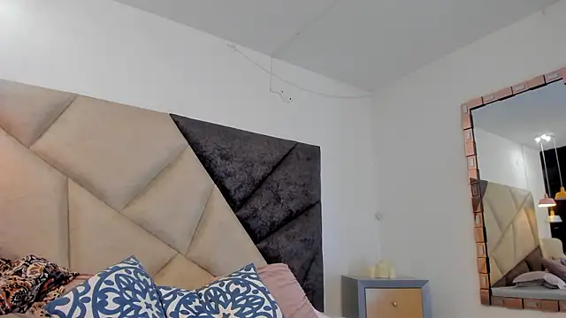 BonnieCute  online show from February 2026 12:04:02 AM