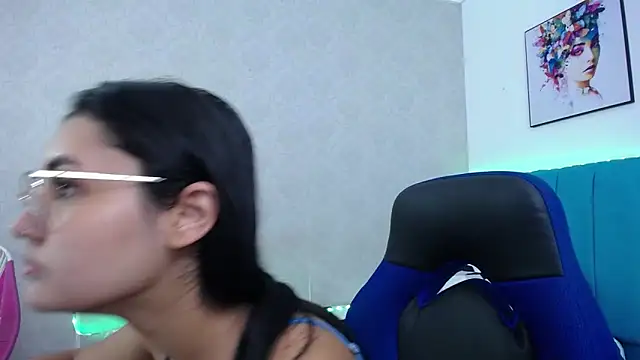 Snapshot of antonella_sweetlittle chatting on December 2025 09:04:02 AM antonella sweetlittle online show from December 2025 09:04:02 AM