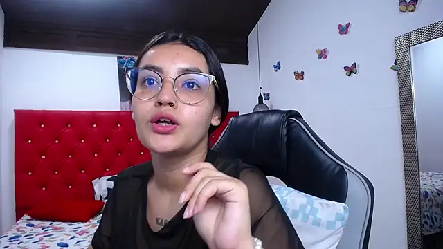 Snapshot of antonella_sweetlittle chatting on January 2026 11:36:01 AM antonella sweetlittle online show from January 2026 11:36:01 AM