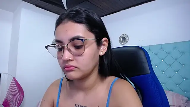 Snapshot of antonella_sweetlittle chatting on February 2026 11:18:01 AM antonella sweetlittle online show from February 2026 11:18:01 AM