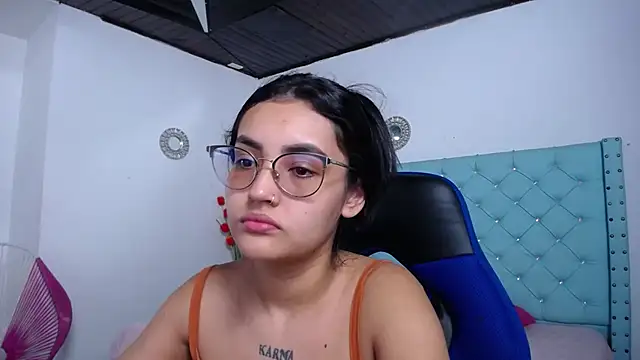 Snapshot of antonella_sweetlittle chatting on February 2026 10:55:02 AM antonella sweetlittle online show from February 2026 10:55:02 AM