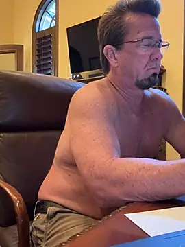 sluttydylan online show from February 2026 06:39:01 PM