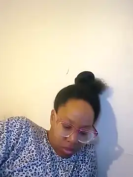 madamsensuale online show from January 2025 11:00:01 PM