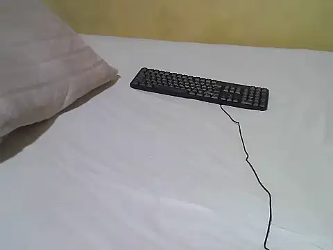 Snapshot of Quincy_joyy chatting on May 2026 08:33:01 AM Quincy joyy online show from May 2026 08:33:01 AM