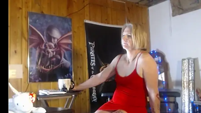 JamieBottoms online show from April 2026 01:00:02 PM