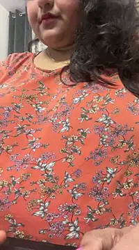 smile pretty online show from February 2025 08:47:01 PM