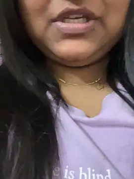 smile pretty online show from February 2025 02:21:01 AM