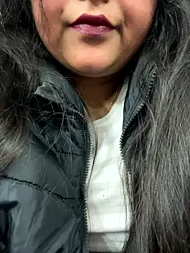 smile pretty online show from January 2026 11:49:01 AM