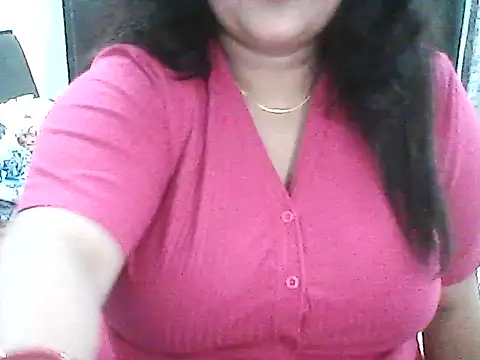 Snapshot of smile_pretty chatting on July 2026 05:00:01 PM smile pretty online show from July 2026 05:00:01 PM