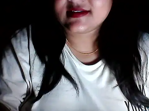 Snapshot of smile_pretty chatting on July 2026 06:18:01 PM smile pretty online show from July 2026 06:18:01 PM