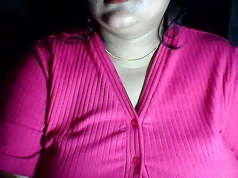 Snapshot of smile_pretty chatting on August 2026 08:55:02 PM smile pretty online show from August 2026 08:55:02 PM