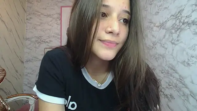 Snapshot of _Emily_v chatting on December 2024 08:34:01 PM Emily v online show from December 2024 08:34:01 PM