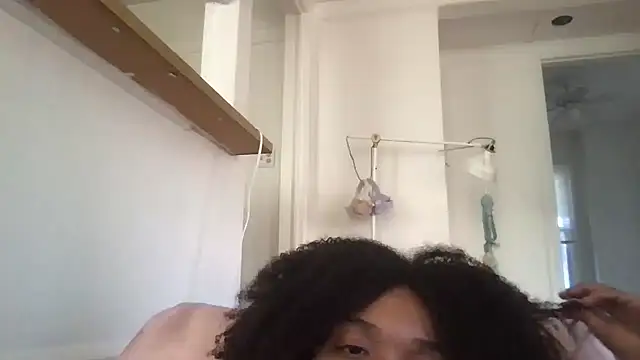 loveofbea online show from February 2026 11:38:01 PM