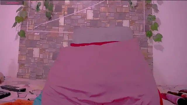 CrazyRousex online show from March 2026 02:10:02 PM