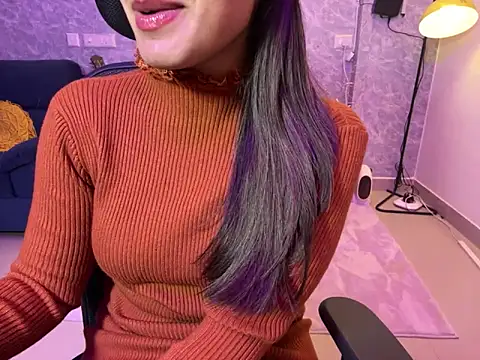 MidnightFlame online show from December 2024 07:07:01 PM