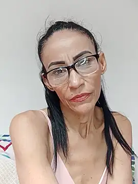 Snapshot of BarbaraMature chatting on July 2026 03:07:01 PM BarbaraMature online show from July 2026 03:07:01 PM