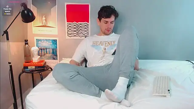 Elio555 online show from January 2026 01:05:02 PM