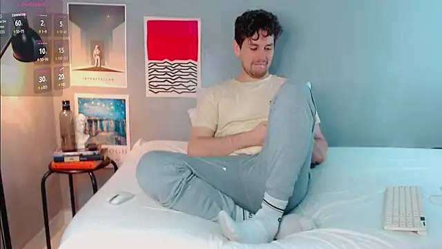 Elio555 online show from January 2026 06:45:01 PM