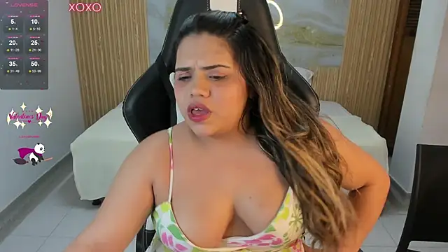 samy 19  online show from February 2025 01:02:01 AM