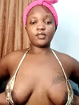 Snapshot of Ebony_butt chatting on December 2025 10:08:02 PM Ebony butt online show from December 2025 10:08:02 PM