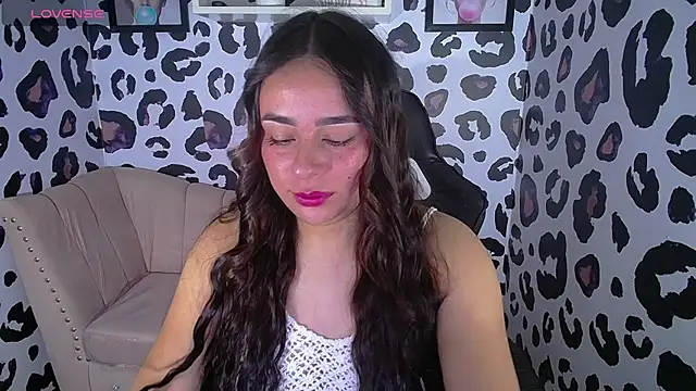 Snapshot of Georgina_1t chatting on February 2025 11:54:01 AM Georgina 1t online show from February 2025 11:54:01 AM