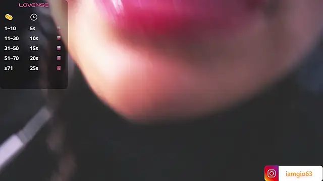 Snapshot of Georgina_1t chatting on February 2025 03:03:01 PM Georgina 1t online show from February 2025 03:03:01 PM