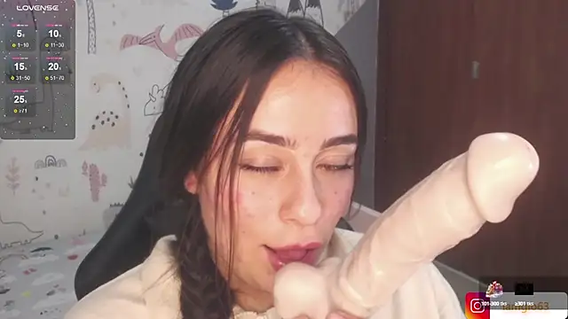Snapshot of Georgina_1t chatting on February 2025 02:34:01 PM Georgina 1t online show from February 2025 02:34:01 PM