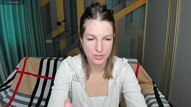 EmilyWalkeri online show from October 2025 07:08:01 AM