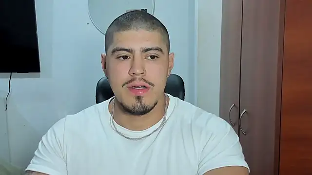 Baltazar Dupont online show from November 2025 09:42:02 AM