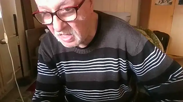 Sammy1660 online show from April 2026 02:45:01 PM