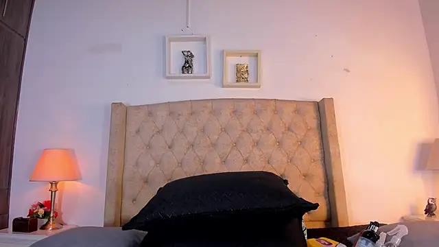 Snapshot of allisson_m chatting on January 2026 12:10:02 PM allisson m online show from January 2026 12:10:02 PM