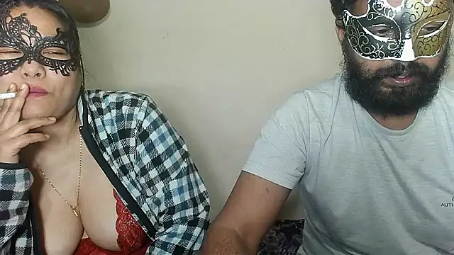 Cutehornycouples online show from January 2026 06:23:01 PM