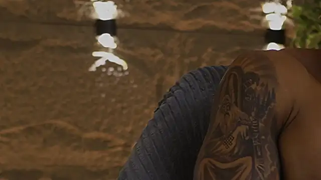 Logan Varela online show from January 2026 05:27:02 PM