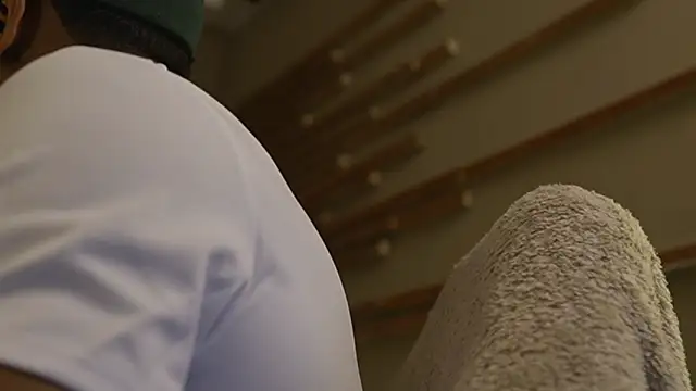 Logan Varela online show from February 2026 02:36:01 PM