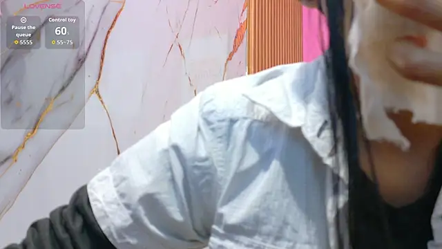 yourcuteneighbourr online show from April 2026 02:50:02 AM