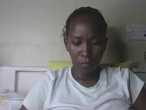Snapshot of darksweetboo chatting on November 2025 09:38:01 PM darksweetboo online show from November 2025 09:38:01 PM