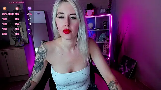 Snapshot of Mermaid_N chatting on May 2026 01:25:02 AM Mermaid N online show from May 2026 01:25:02 AM