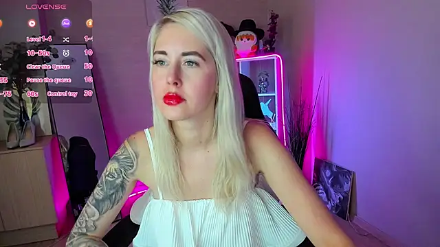 Snapshot of Mermaid_N chatting on June 2026 01:34:02 AM Mermaid N online show from June 2026 01:34:02 AM