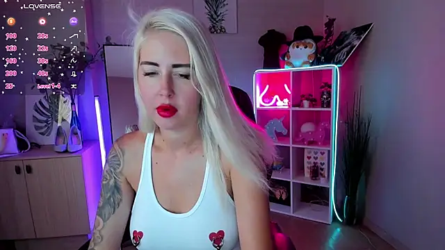 Snapshot of Mermaid_N chatting on July 2026 01:45:01 AM Mermaid N online show from July 2026 01:45:01 AM