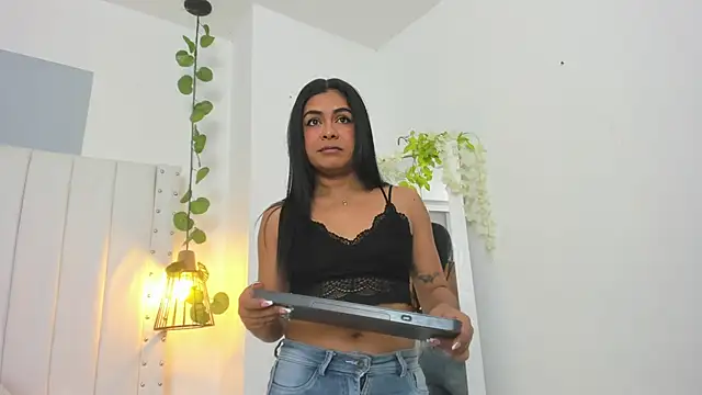 hannah gray online show from October 2025 11:05:01 AM