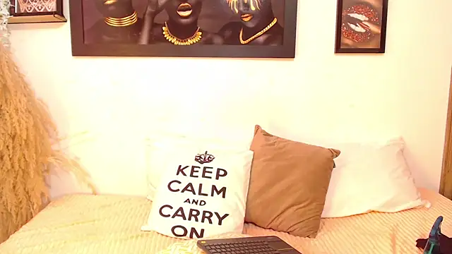 Snapshot of NahomyAndrews chatting on October 2025 02:39:02 PM NahomyAndrews online show from October 2025 02:39:02 PM