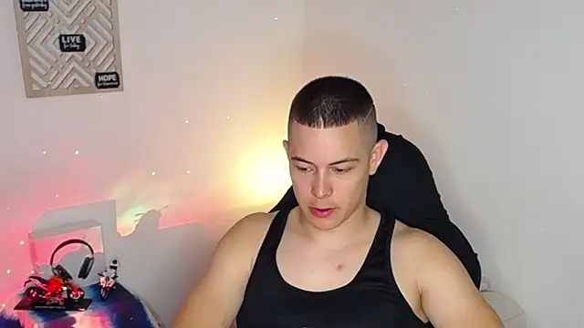 Snapshot of Alan_hadid1 chatting on January 2025 05:01:01 PM Alan hadid1 online show from January 2025 05:01:01 PM