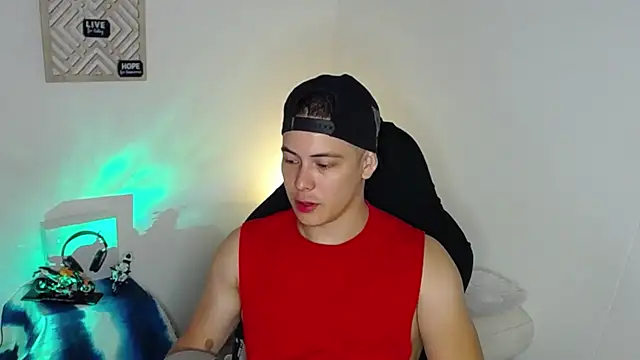 Snapshot of Alan_hadid1 chatting on January 2025 08:58:02 PM Alan hadid1 online show from January 2025 08:58:02 PM