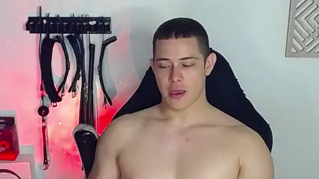 Snapshot of Alan_hadid1 chatting on January 2025 03:04:02 AM Alan hadid1 online show from January 2025 03:04:02 AM